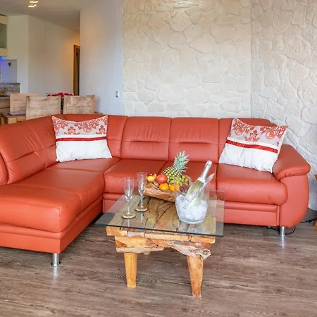 Апартаменты Maarberg Шалькенмерен