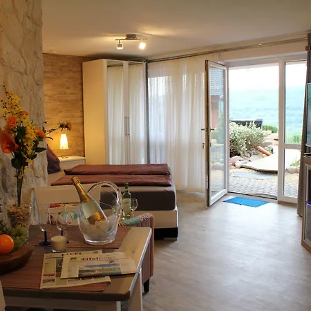 Appartement Maarberg *