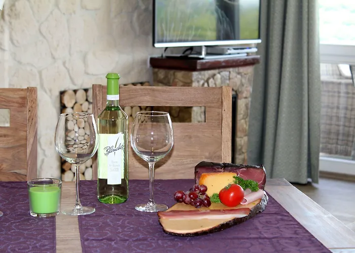 Maarberg Апартаменты Шалькенмерен